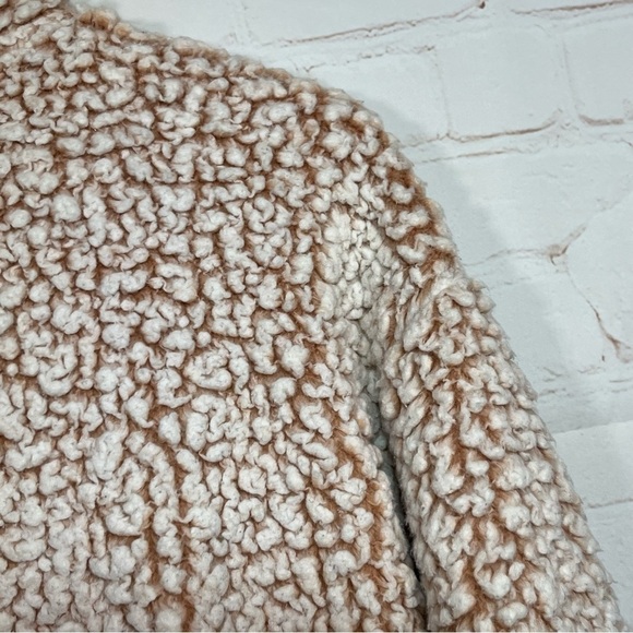 Express Sherpa Sweatshirt Womens Medium Tan Fluffy Fuzzy Oversized Quarter Zip - Picture 11 of 13